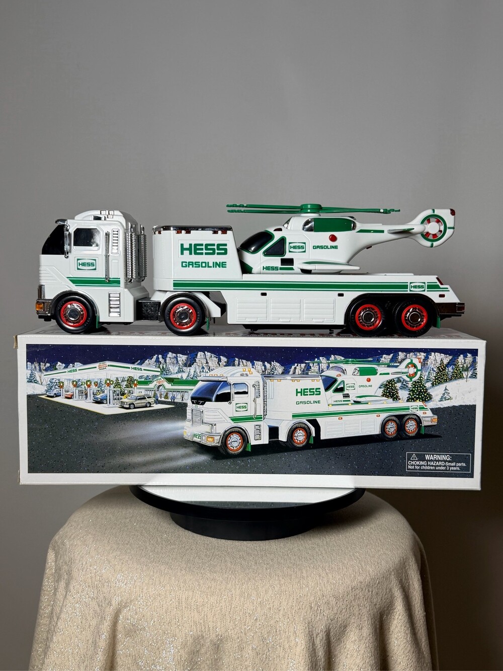 2006 Hess Toy Truck and Helicopter - White and Green Gas and Oil